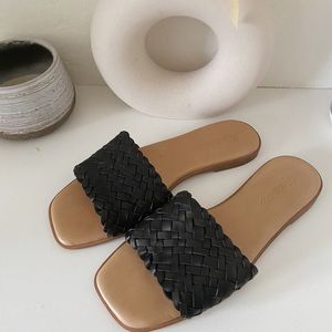 The Lianne Slide in Woven Leather